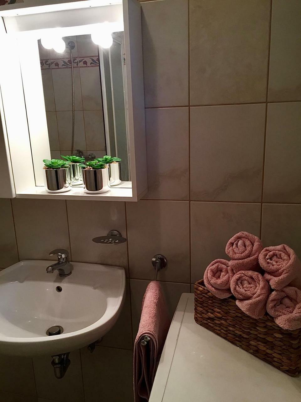 Apartment Marina Novi ノヴィ・ヴィノドロスキー エクステリア 写真